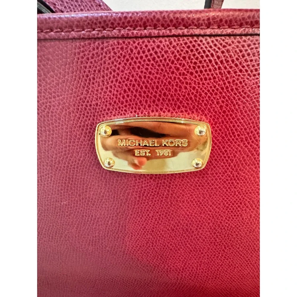 Michael Kors Jet Set Large Saffiano Leather Tote‎ – Deep Red